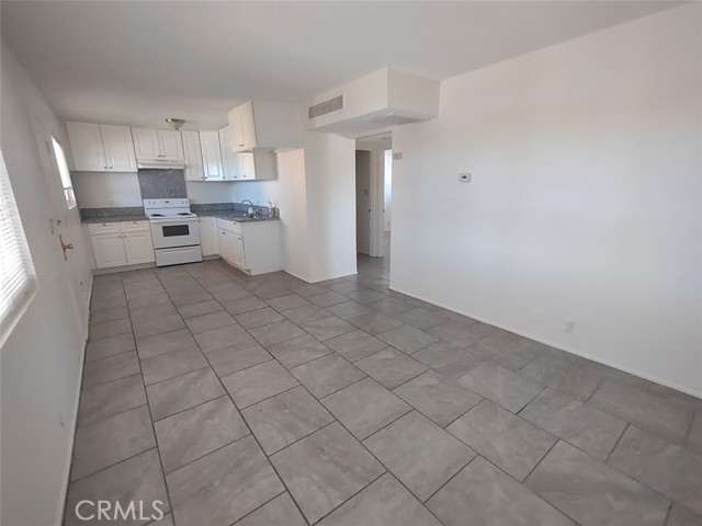 Detail Gallery Image 7 of 24 For 2759 Conejo Dr, San Bernardino,  CA 92404 - 2 Beds | 1 Baths