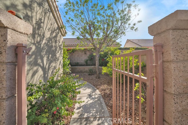 Detail Gallery Image 11 of 51 For 78385 Palm Tree Ave, Palm Desert,  CA 92211 - 2 Beds | 2 Baths