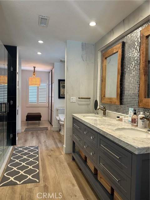 Detail Gallery Image 32 of 52 For 13 Blue Ridge, Irvine,  CA 92620 - 5 Beds | 3/1 Baths