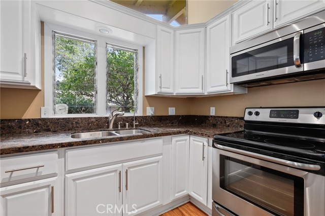 Detail Gallery Image 19 of 34 For 141 Avenida Majorca #B,  Laguna Woods,  CA 92637 - 2 Beds | 1/1 Baths