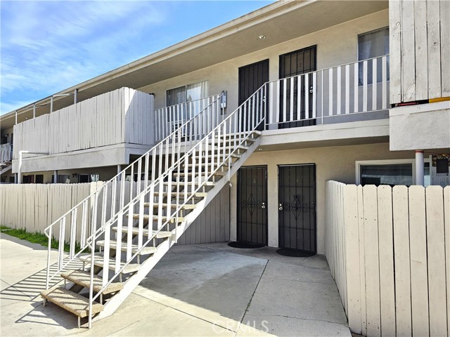 Image 10 of 38 For 9116 Palm Street