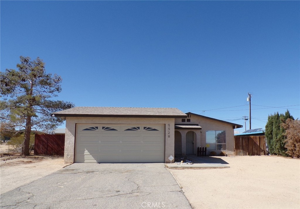 5528 Daisy Avenue