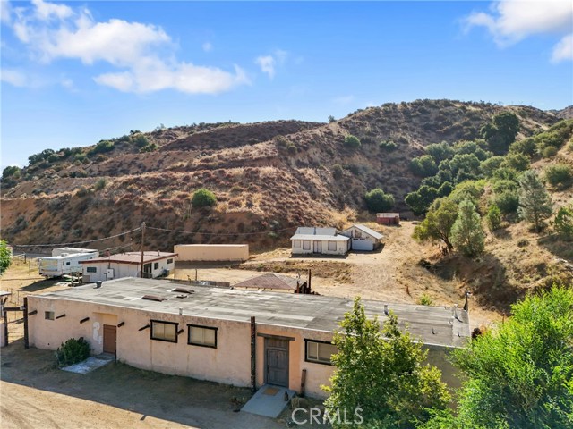 13684 Sierra, Agua Dulce, California 91390, ,Single Family Residence,For Sale,Sierra,SR24166557