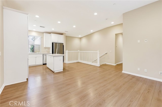 Detail Gallery Image 6 of 27 For 62 Granite, Irvine,  CA 92620 - 2 Beds | 2 Baths