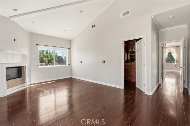 Detail Gallery Image 37 of 66 For 406 N Fairview, Burbank,  CA 91505 - 5 Beds | 4/1 Baths