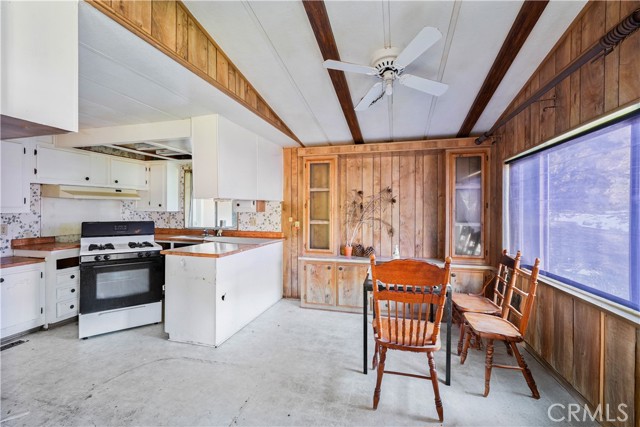 Detail Gallery Image 6 of 39 For 16700 Fox Way, Clearlake Oaks,  CA 95423 - 3 Beds | 2 Baths