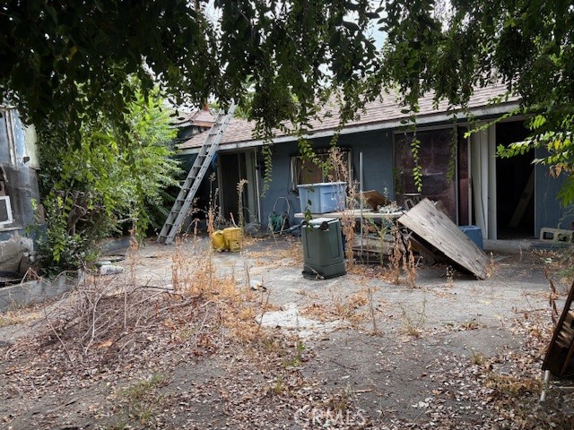 Detail Gallery Image 6 of 6 For 452 N Lomita, Burbank,  CA 91506 - 3 Beds | 2 Baths