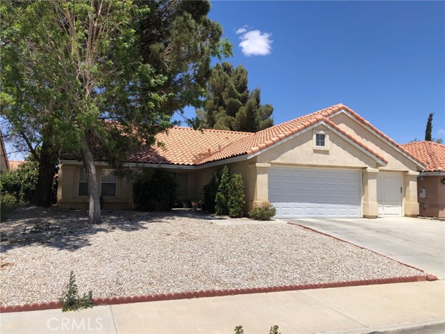 Detail Gallery Image 1 of 9 For 13240 Soft Cloud Way, Victorville,  CA 92392 - 3 Beds | 2 Baths