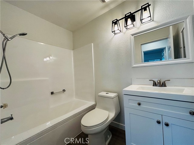 Detail Gallery Image 9 of 22 For 23806 Elyce Ct, Moreno Valley,  CA 92553 - 3 Beds | 2 Baths