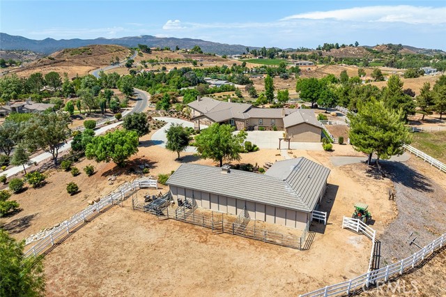 Detail Gallery Image 5 of 62 For 40190 via Caballos, Murrieta,  CA 92562 - 5 Beds | 4 Baths