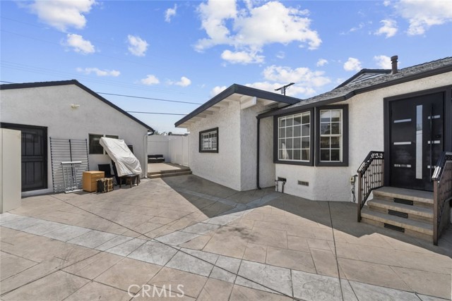 Detail Gallery Image 32 of 41 For 12628 Stagg St, North Hollywood,  CA 91605 - 4 Beds | 2 Baths