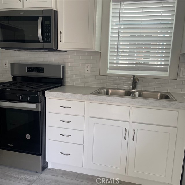 Detail Gallery Image 4 of 22 For 1930 Stewart St #X-7,  Santa Monica,  CA 90404 - 1 Beds | 1/1 Baths