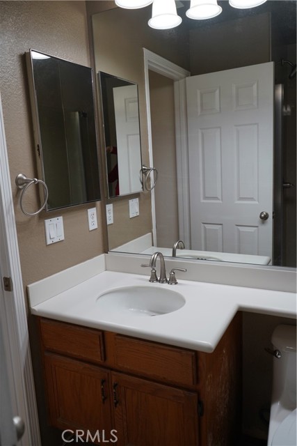 Detail Gallery Image 14 of 36 For 24054 Bearskin, Murrieta,  CA 92562 - 4 Beds | 3 Baths