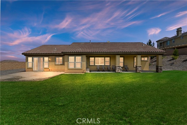 Detail Gallery Image 39 of 51 For 3090 Crystal Ridge Ln, Colton,  CA 92324 - 4 Beds | 3/1 Baths
