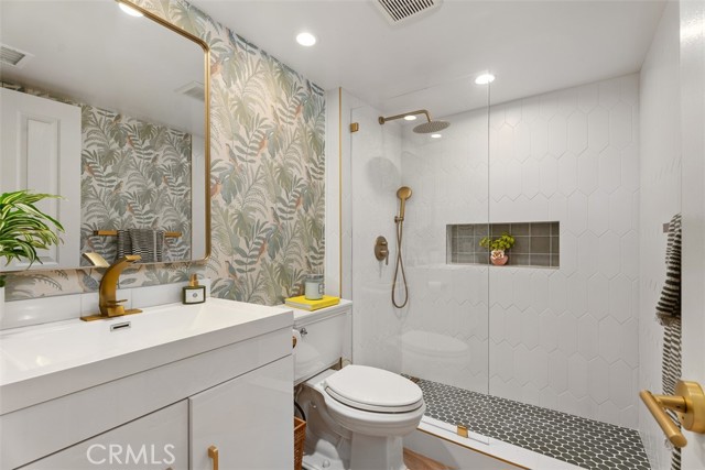 Detail Gallery Image 12 of 34 For 90 Cameray, Laguna Niguel,  CA 92677 - 3 Beds | 3 Baths