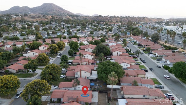 807 Santa Fe Lane, Colton CA: https://media.crmls.org/medias/74fc1dc2-7198-4f62-a023-b6bcc791c7e4.jpg