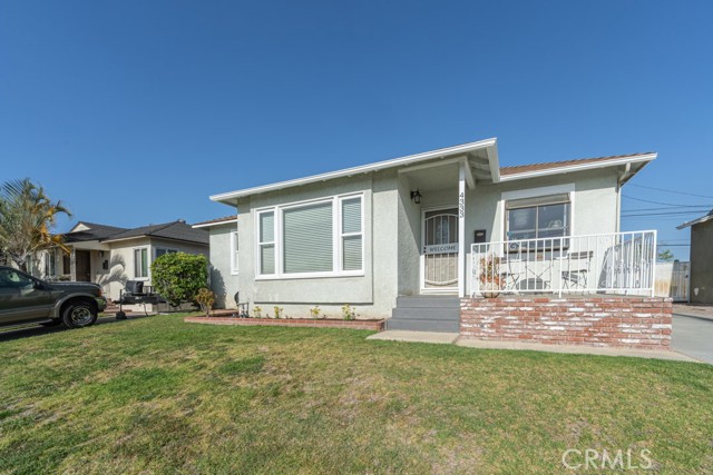 Detail Gallery Image 1 of 43 For 4333 Palo Verde, Lakewood,  CA 90713 - 3 Beds | 2 Baths