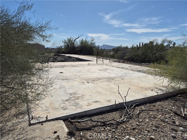 Detail Gallery Image 3 of 6 For 149665 Lakota Ct, Big River,  CA 92242 - – Beds | – Baths