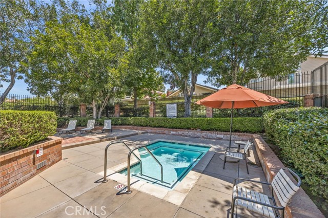 4 Ribera, Irvine CA: https://media.crmls.org/medias/74fc4fce-5257-4d47-832b-93a2aa8ba82e.jpg