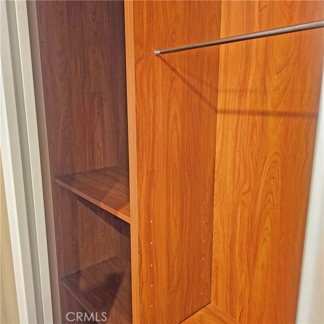 2nd bedroom custom closet