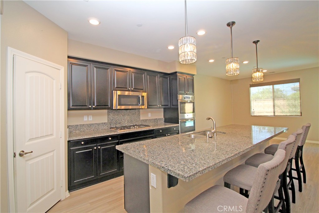 11927 Berlyn Dove Court