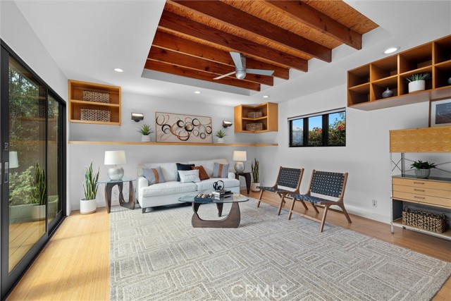 Detail Gallery Image 26 of 51 For 1635 19th St, Manhattan Beach,  CA 90266 - 6 Beds | 4 Baths