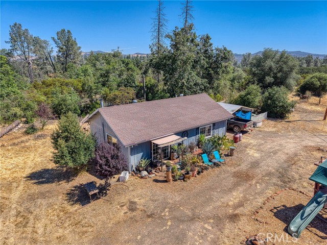 15000 Gray Pine Road, Lower Lake CA: https://media.crmls.org/medias/74ff8e61-5b88-4890-9a2d-a51a73af413a.jpg