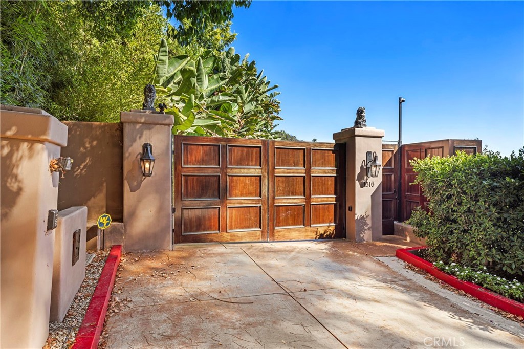 1316 Beverly Grove Place