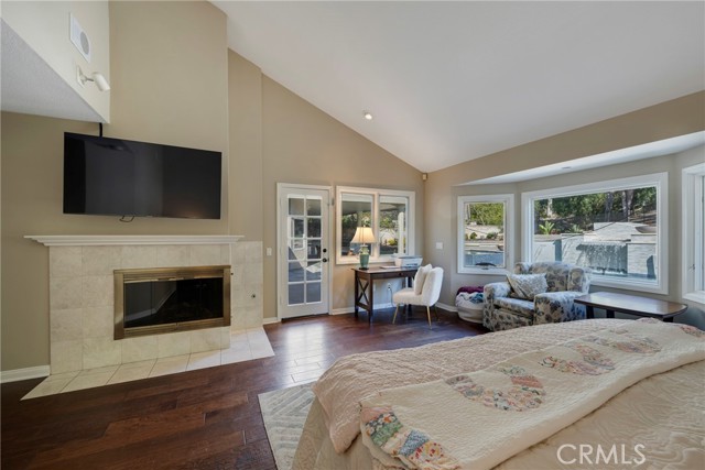 Detail Gallery Image 16 of 65 For 27702 Greenfield Dr, Laguna Hills,  CA 92653 - 7 Beds | 5/2 Baths