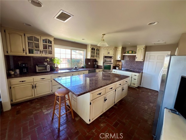 Detail Gallery Image 11 of 47 For 4643 West Avenue M14, Quartz Hill,  CA 93536 - 4 Beds | 3/1 Baths