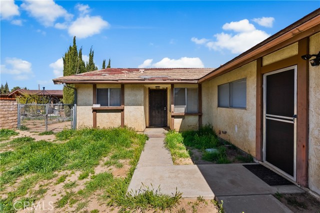 Detail Gallery Image 4 of 36 For 4803 W Avenue L6, Lancaster,  CA 93536 - 3 Beds | 2 Baths