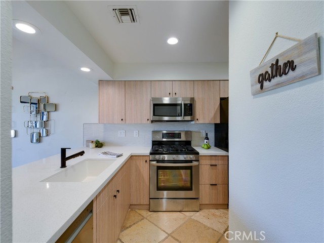 Detail Gallery Image 11 of 37 For 316 Forest Hills Dr, Rancho Mirage,  CA 92270 - 2 Beds | 2 Baths