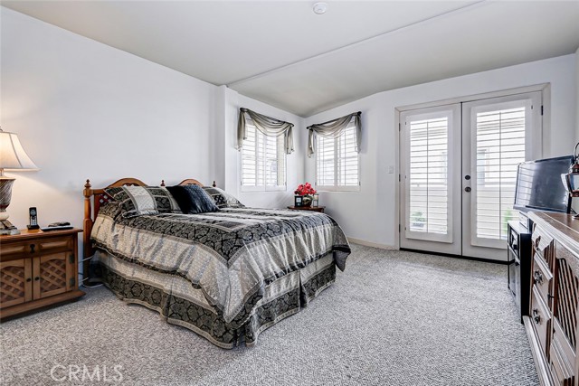 Detail Gallery Image 19 of 32 For 511 N Irena Ave #B,  Redondo Beach,  CA 90277 - 4 Beds | 3/1 Baths