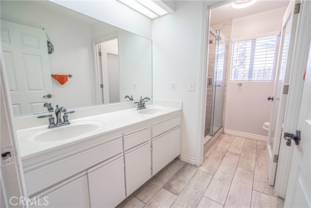 Detail Gallery Image 21 of 42 For 15543 Dearborn, North Hills,  CA 91343 - 4 Beds | 2 Baths