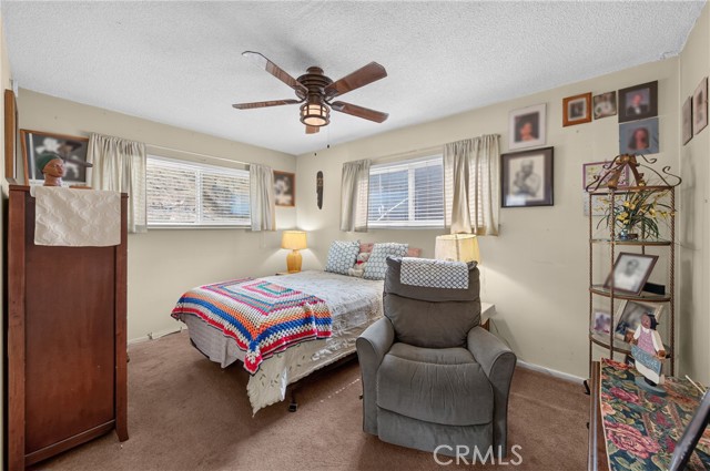 10928 Jamie photo 19