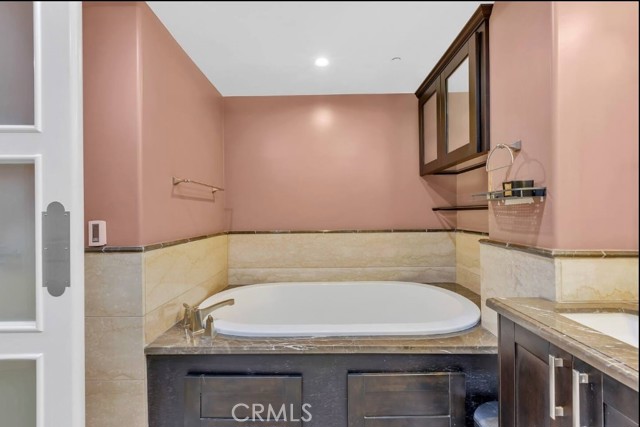 Detail Gallery Image 46 of 57 For 155 Cordova St #203,  Pasadena,  CA 91105 - 2 Beds | 2 Baths