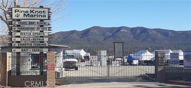 Detail Gallery Image 1 of 6 For 400 Pine Knot Blvd #B-23, Big Bear Lake,  CA 92315 - – Beds | – Baths