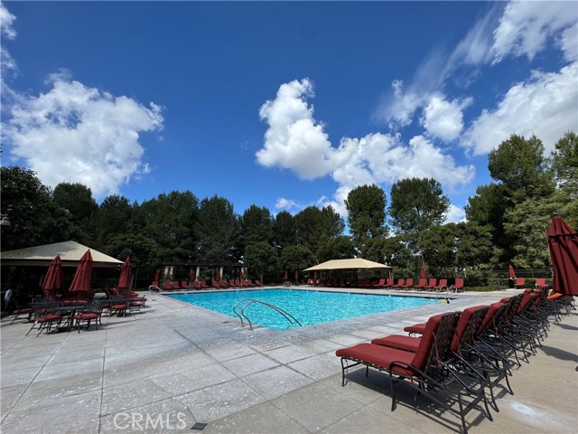 Detail Gallery Image 31 of 42 For 80 Cipresso, Irvine,  CA 92618 - 4 Beds | 3 Baths