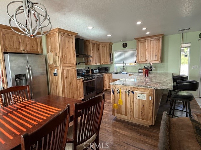 Detail Gallery Image 16 of 67 For 39468 Summit Dr, Oakhurst,  CA 93644 - 4 Beds | 3 Baths