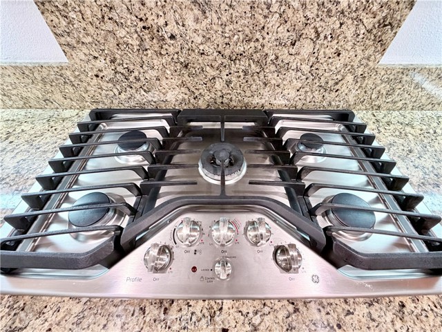 Detail Gallery Image 14 of 71 For 46302 Lone Pine Dr, Temecula,  CA 92592 - 4 Beds | 3 Baths