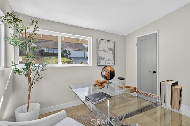 Detail Gallery Image 30 of 61 For 221 via Los Miradores, Redondo Beach,  CA 90277 - 4 Beds | 3/1 Baths