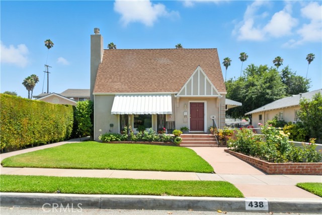 438 N Pasadena Avenue, Glendora CA: https://media.crmls.org/medias/7508df36-15a8-4022-bf56-ba5c394cd140.jpg