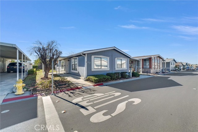 Detail Gallery Image 3 of 40 For 1010 Terrace #17,  San Bernardino,  CA 92410 - 2 Beds | 2 Baths