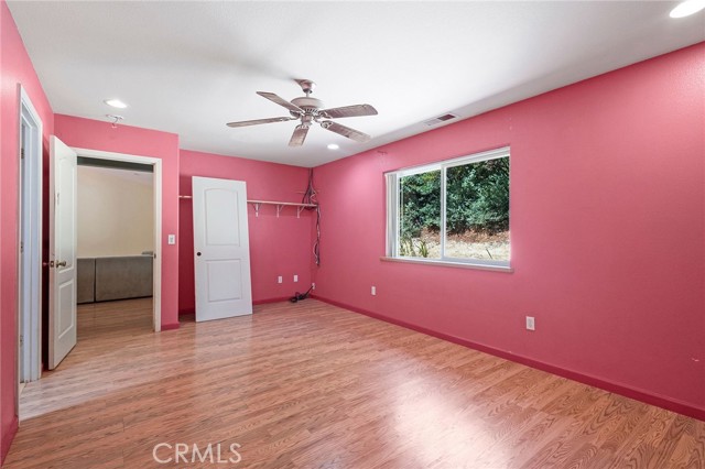 4940 Papaya Road, Forest Ranch CA: https://media.crmls.org/medias/75092d2f-e7eb-4000-8f59-00273a69a98d.jpg