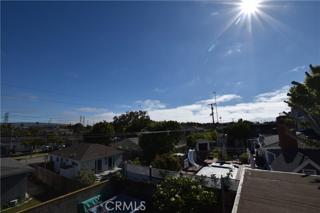 2608 Fisk Lane, Redondo Beach, California 90278, 4 Bedrooms Bedrooms, ,3 BathroomsBathrooms,Residential,Sold,Fisk,SB22168257