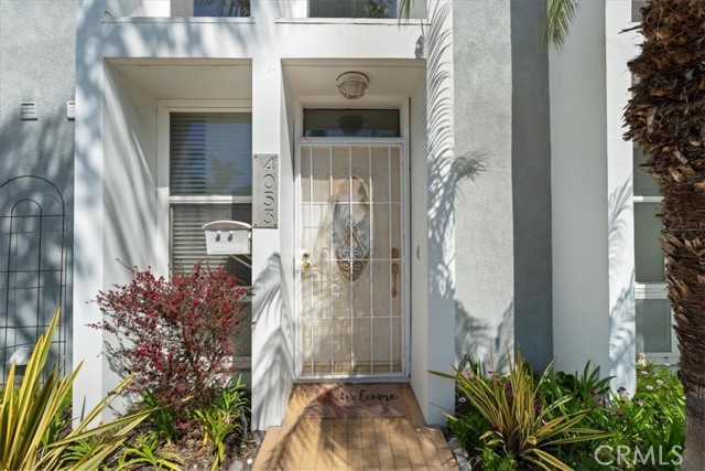 Detail Gallery Image 3 of 38 For 4053 Aladdin Dr, Huntington Beach,  CA 92649 - 3 Beds | 2/1 Baths