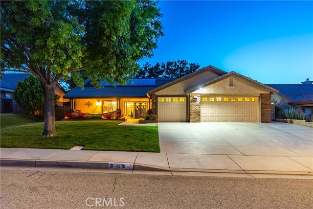 Detail Gallery Image 2 of 56 For 42311 Camden Way, Lancaster,  CA 93536 - 4 Beds | 2 Baths