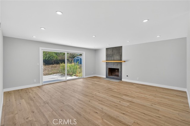Image 3 of 32 For 1182 El Monte
