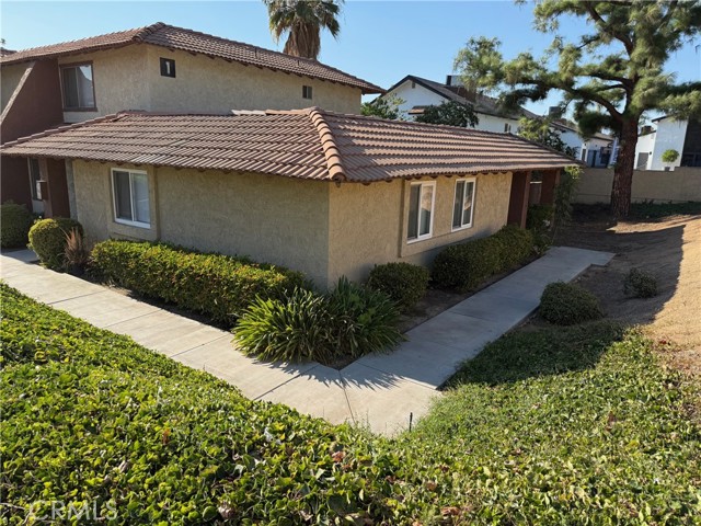12420 Mount Vernon Avenue, Grand Terrace CA: https://media.crmls.org/medias/750b2590-3ba0-4599-834a-46686f2fb9d4.jpg