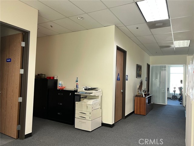 4234 Green River Road, Corona, California 92880, ,Commercial Lease,For Rent,4234 Green River Road,CRTR24136166